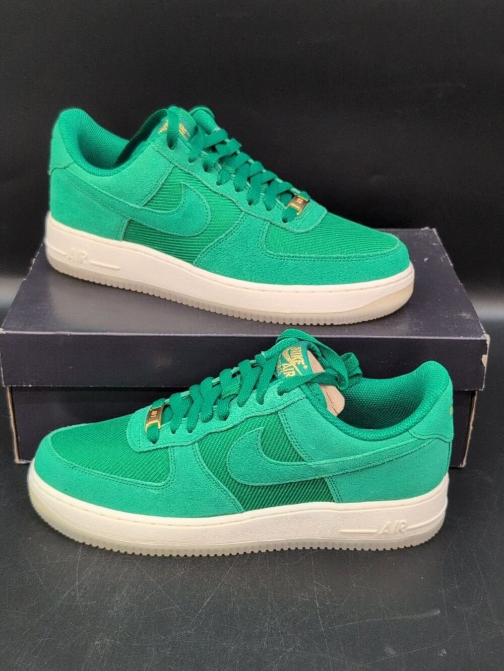 Nike Air Force 1 Low '07 LV8 Lace Up Men's Athletic Shoes US 8 Green White